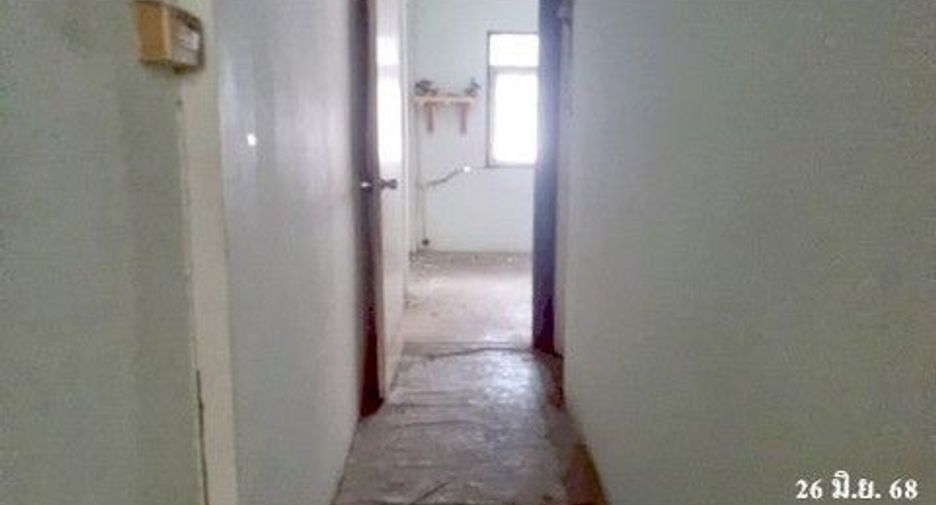 For sale 1 bed retail Space in Yan Nawa, Bangkok