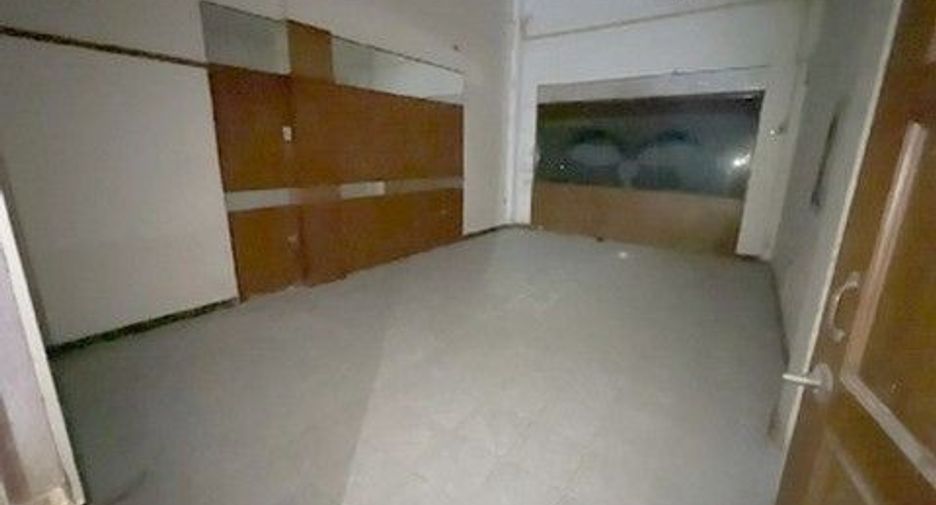 For sale 1 bed retail Space in Dusit, Bangkok