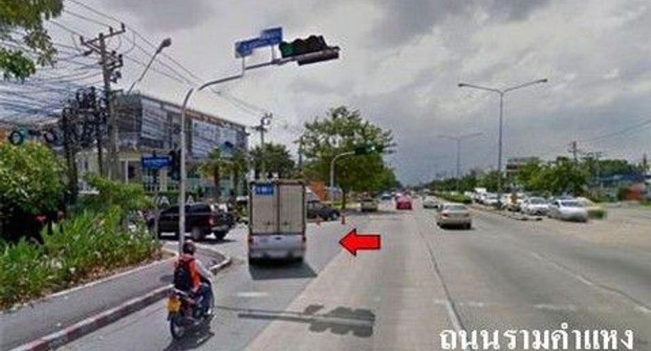 Local comercial en venta de 1 habitaciones en Saphan Sung, Bangkok