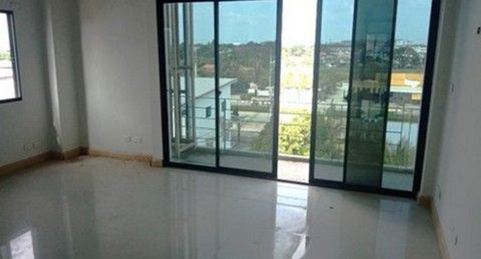 For sale 1 bed retail Space in Prawet, Bangkok