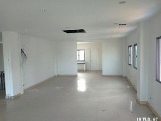 For sale 1 bed retail Space in Prawet, Bangkok