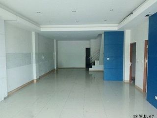 For sale 1 bed retail Space in Prawet, Bangkok