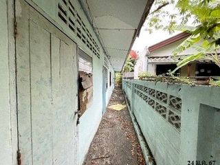 Haus zum Kauf mit 1 Zimmer in Nong Khaem, Bangkok