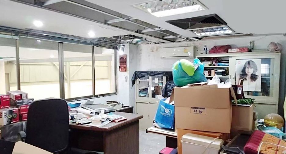 For sale retail Space in Bang Phli, Samut Prakan