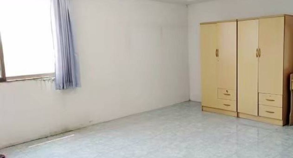 For sale retail Space in Bang Phli, Samut Prakan