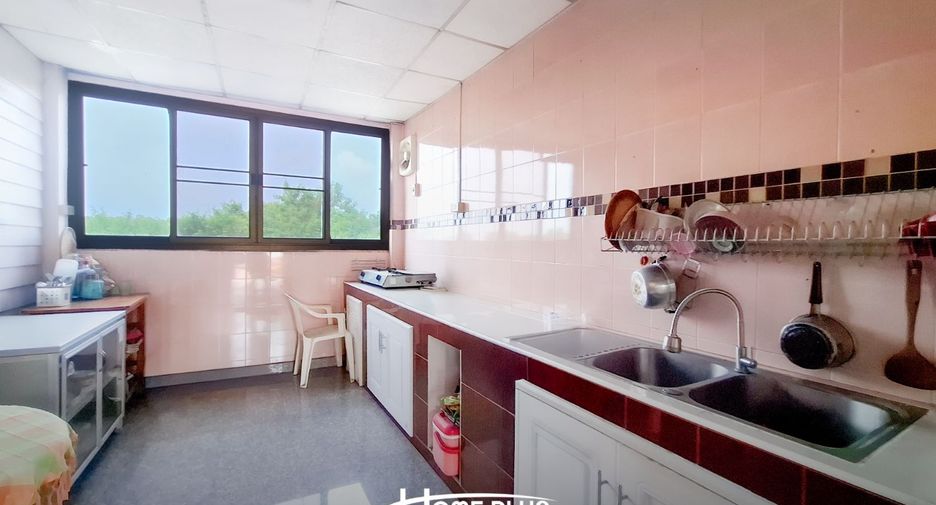 For sale 3 ベッドルーム house in Mueang Pathum Thani, Pathum Thani
