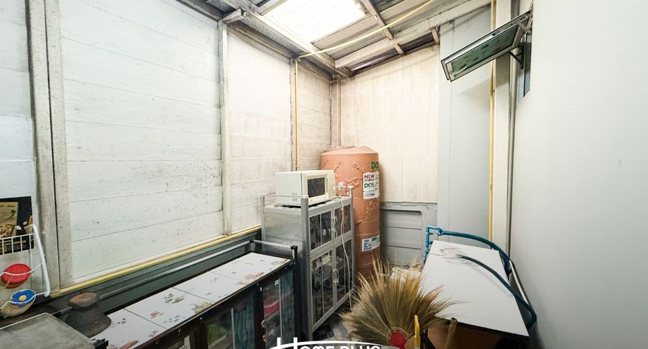 For sale 3 bedrooms townhouse in Khlong Sam Wa, Bangkok