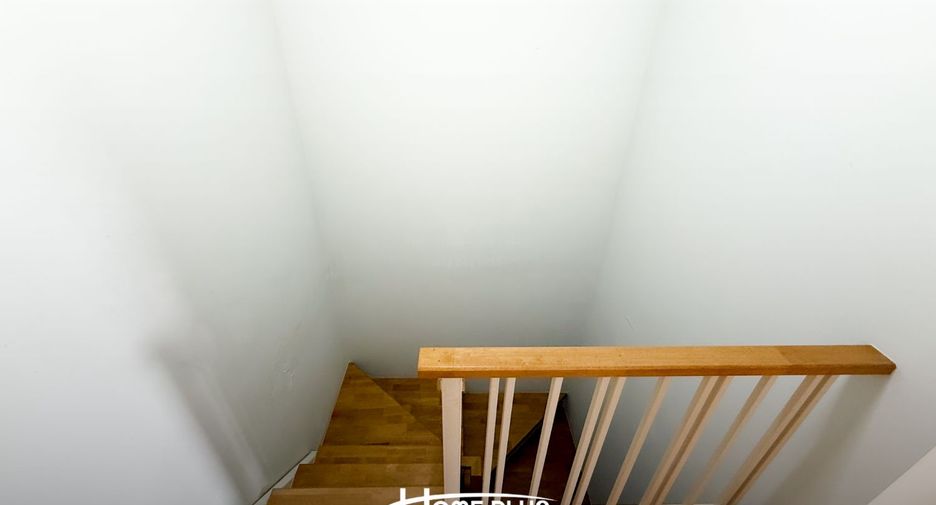 For sale 3 bedrooms townhouse in Khlong Sam Wa, Bangkok