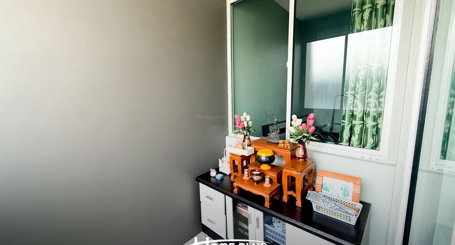 For sale 3 bedrooms townhouse in Khlong Sam Wa, Bangkok