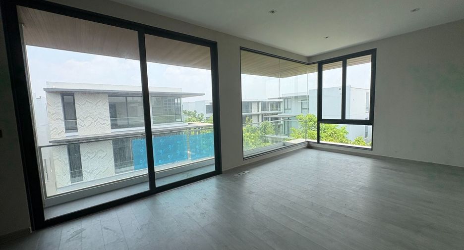 For rent 6 bedrooms house in Huai Khwang, Bangkok