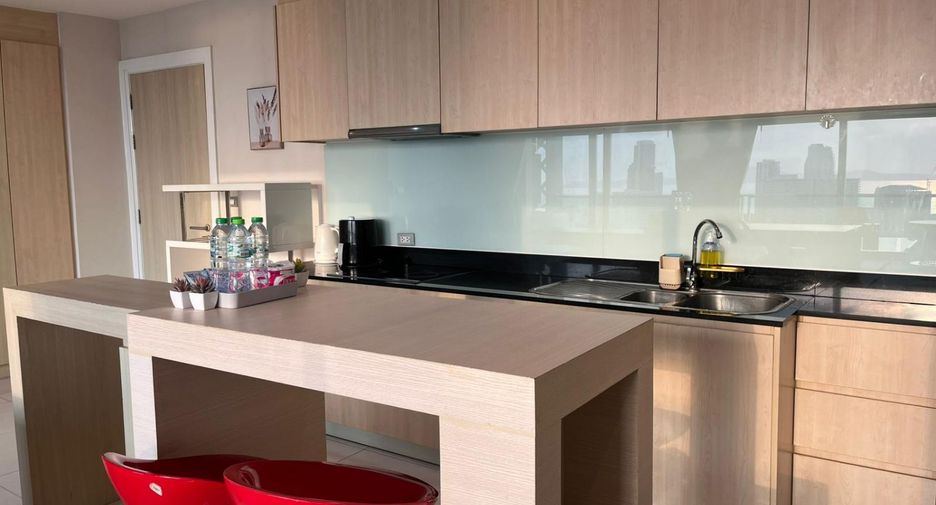 Condo en alquiler de 2 habitaciones en Bang Lamung, Chonburi