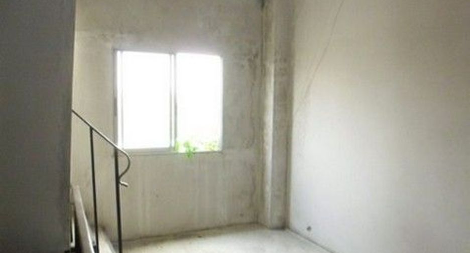 Local comercial en venta de 1 habitaciones en Lat Phrao, Bangkok