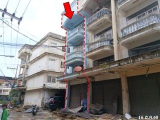 For sale 1 bed retail Space in Lat Krabang, Bangkok