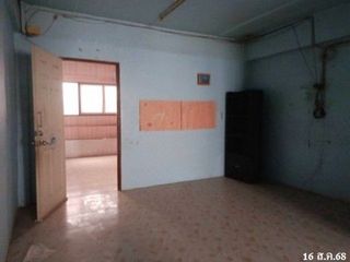 For sale 1 bed retail Space in Lat Krabang, Bangkok