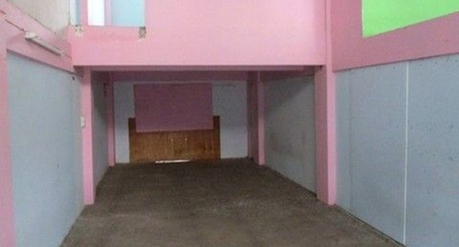 For sale 1 bed retail Space in Bang Khun Thian, Bangkok
