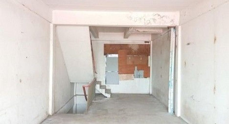 For sale 1 bed retail Space in Bang Bon, Bangkok
