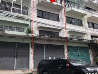 For sale 1 bed retail Space in Bang Khun Thian, Bangkok