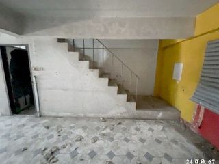 For sale 1 bed retail Space in Bang Kapi, Bangkok