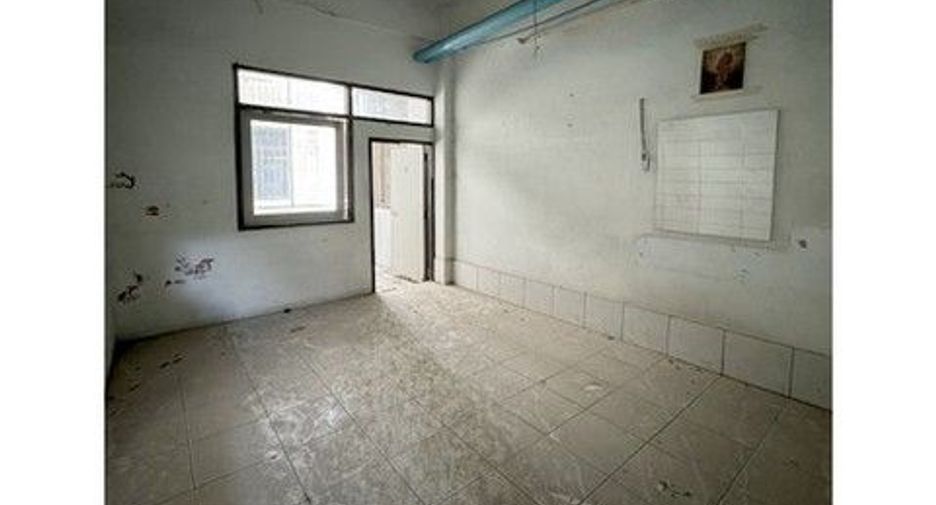For sale 1 bed retail Space in Prawet, Bangkok