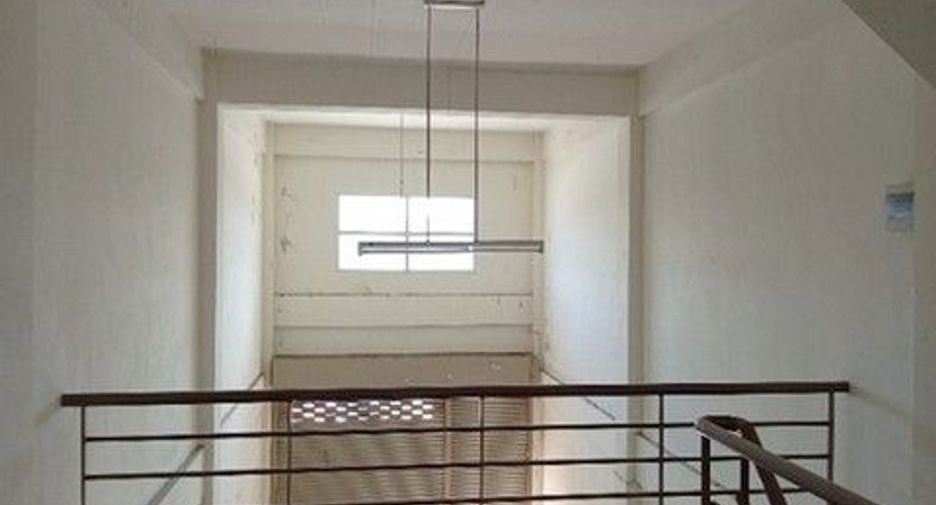 For sale 1 bed retail Space in Thung Khru, Bangkok