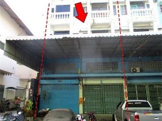 For sale 1 bed retail Space in Bang Khae, Bangkok