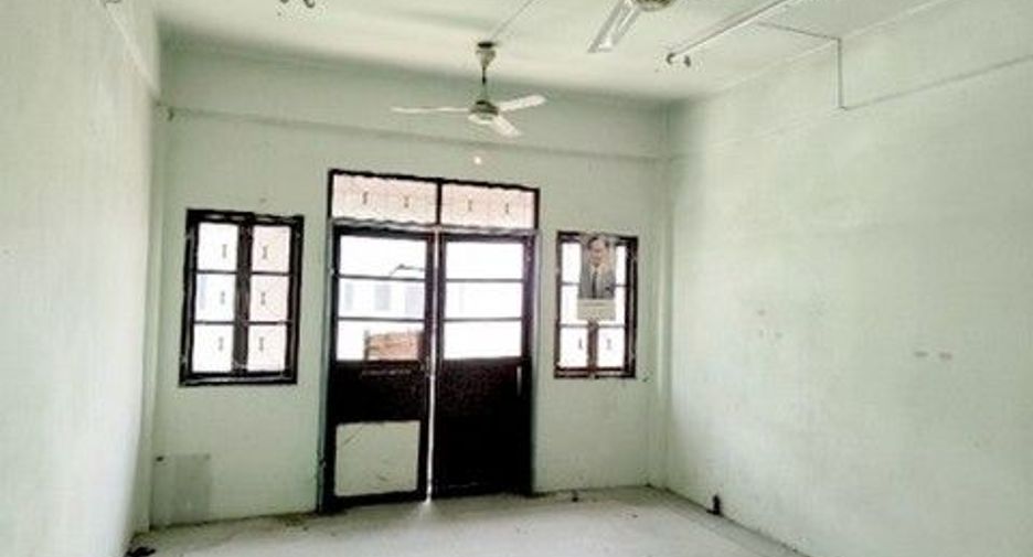 For sale 1 bed retail Space in Bang Khae, Bangkok