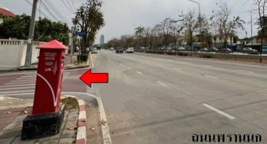 For sale 1 bed retail Space in Taling Chan, Bangkok