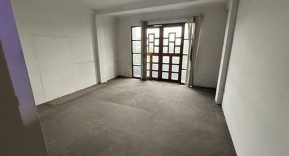 À vendre 1 chambre local commercial à Wang Thonglang, Bangkok