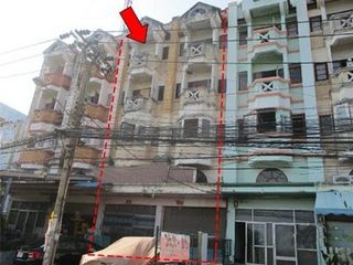 For sale 1 bed retail Space in Bang Khun Thian, Bangkok