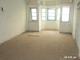 For sale 1 bed retail Space in Bang Khun Thian, Bangkok