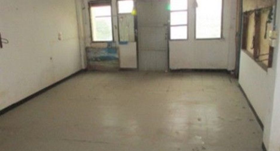 For sale 1 bed retail Space in Bang Khun Thian, Bangkok