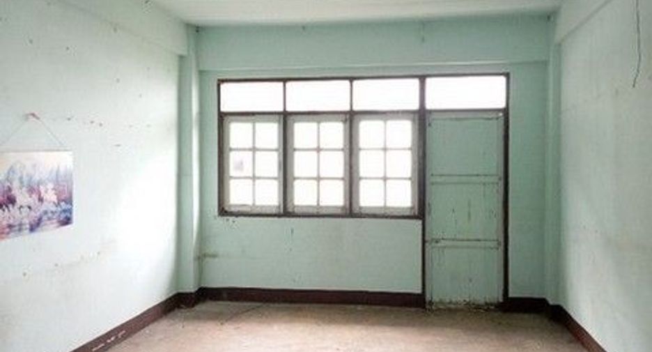 For sale 1 bed retail Space in Bang Khun Thian, Bangkok