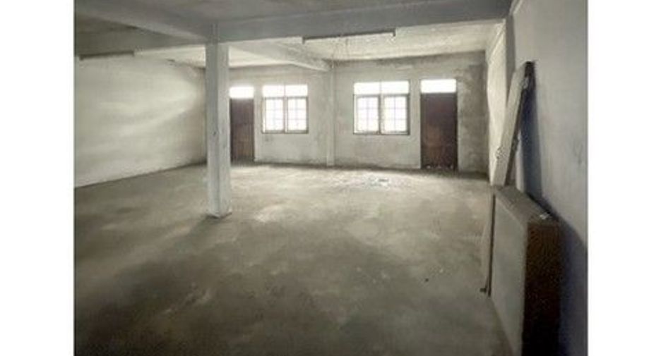 For sale 1 bed retail Space in Chom Thong, Bangkok