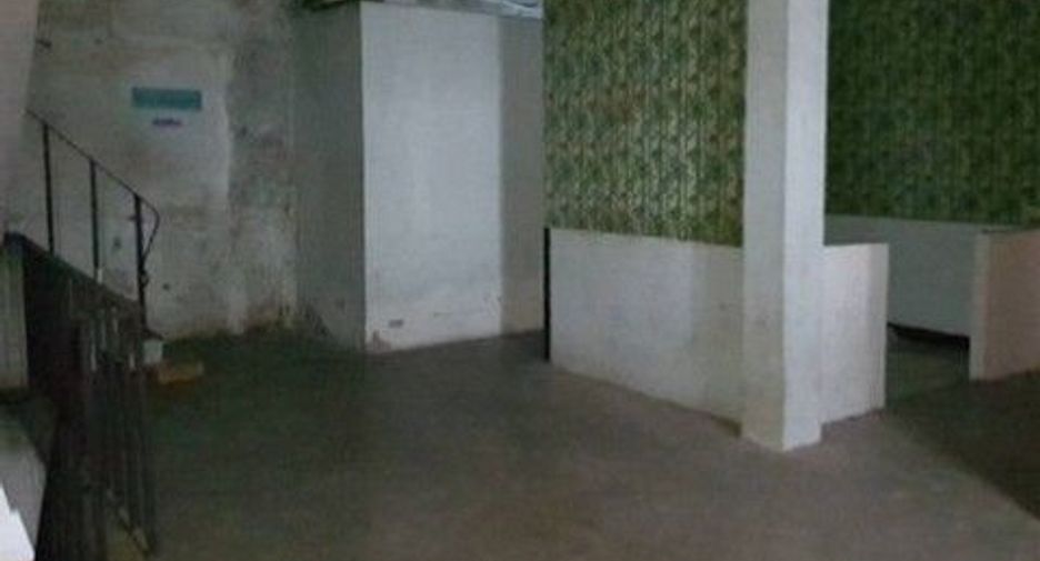 For sale 1 bed retail Space in Lat Krabang, Bangkok