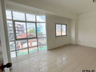 For sale 1 bed retail Space in Sai Mai, Bangkok