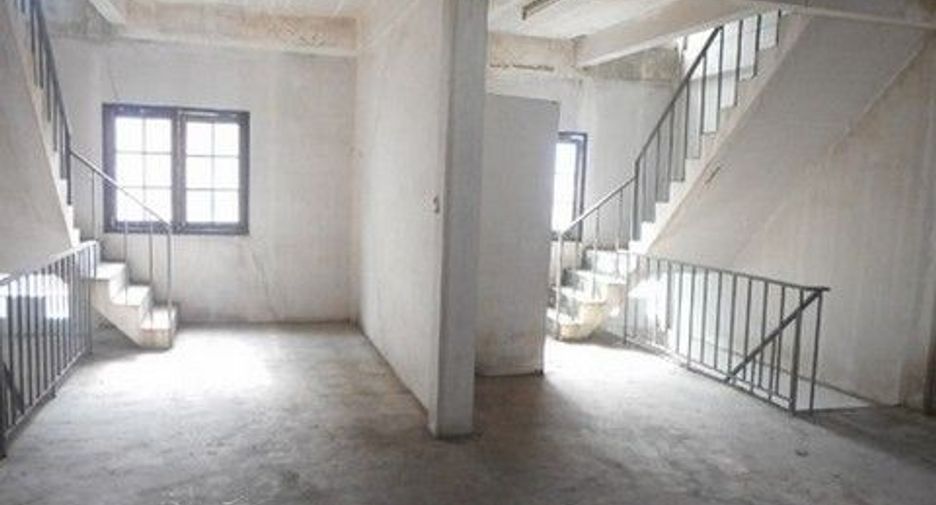 For sale 1 bed retail Space in Bang Khun Thian, Bangkok