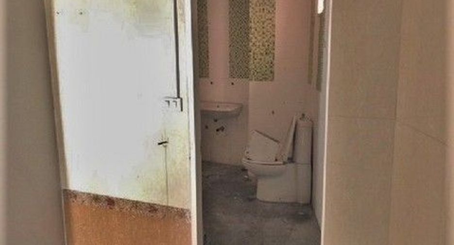 For sale 1 bed retail Space in Prawet, Bangkok