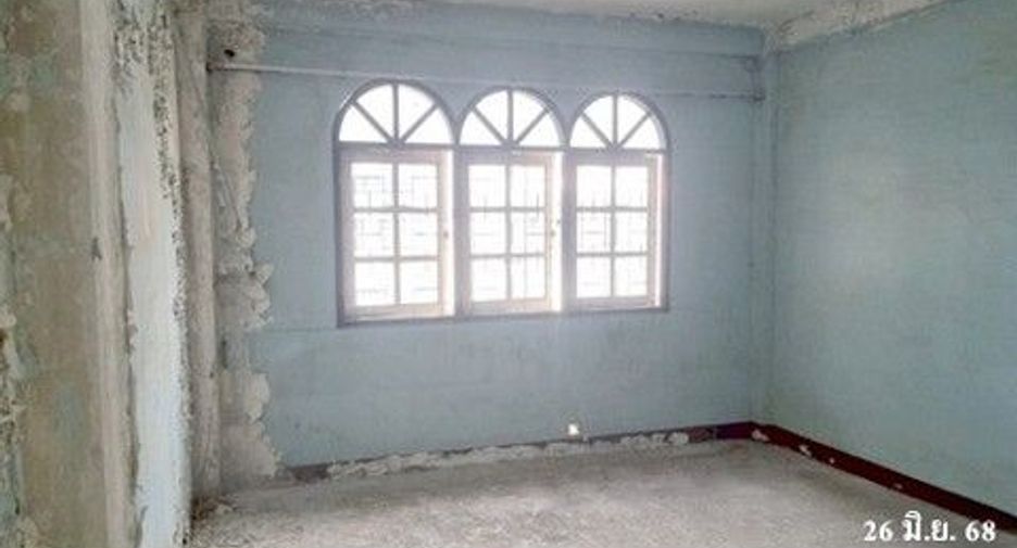 For sale 1 bed retail Space in Yan Nawa, Bangkok