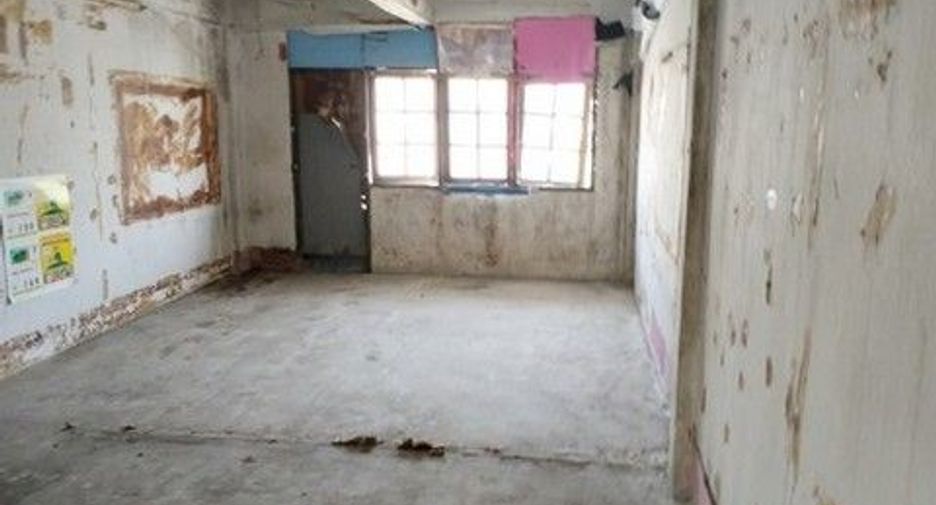 For sale 1 bed retail Space in Bang Bon, Bangkok