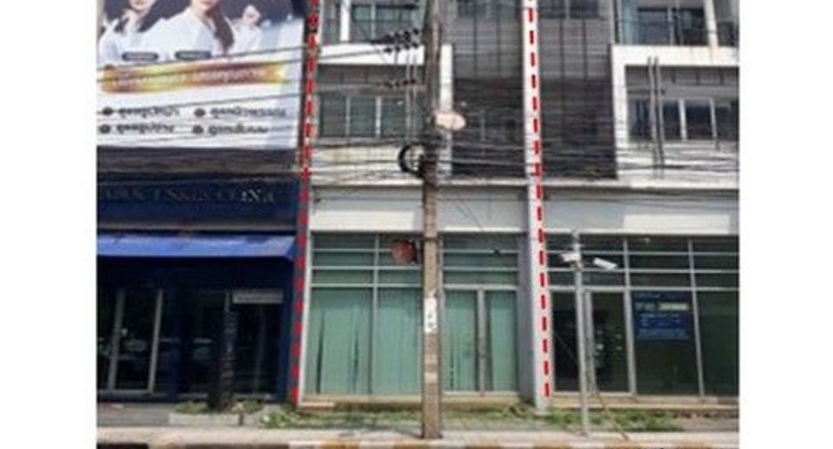 For sale 1 bed retail Space in Nong Khaem, Bangkok