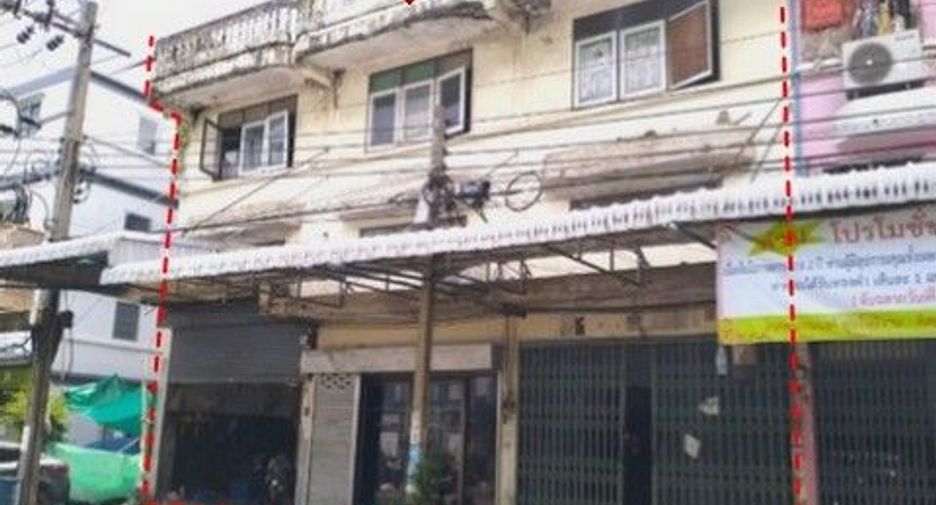 For sale 1 bed retail Space in Bang Khun Thian, Bangkok