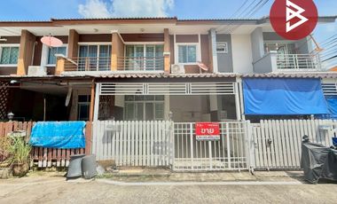 For sale 3 bedrooms townhouse in Khlong Sam Wa, Bangkok