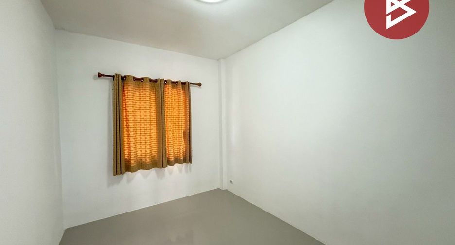 For sale 3 bedrooms townhouse in Khlong Sam Wa, Bangkok