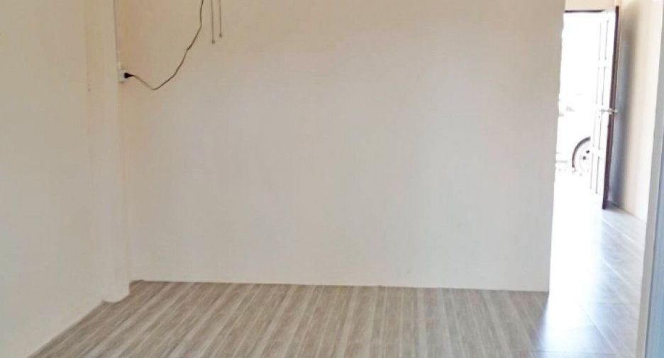 For sale 8 bedrooms serviced apartment in Kamphaeng Saen, Nakhon Pathom