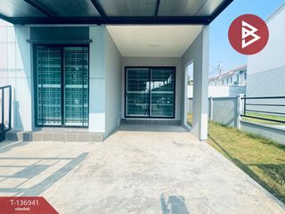 出售 2 卧室 联排别墅 在 Mueang Pathum Thani, Pathum Thani