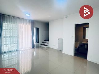 出售 2 卧室 联排别墅 在 Mueang Pathum Thani, Pathum Thani