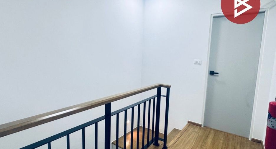 For sale 2 bedrooms townhouse in Mueang Pathum Thani, Pathum Thani