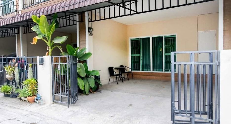For sale 3 bedrooms townhouse in Hua Hin, Prachuap Khiri Khan