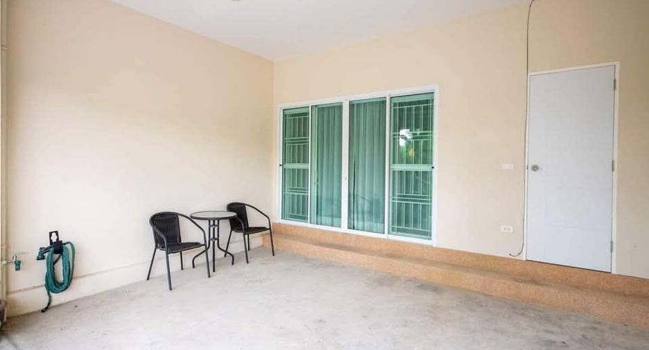 For sale 3 bedrooms townhouse in Hua Hin, Prachuap Khiri Khan