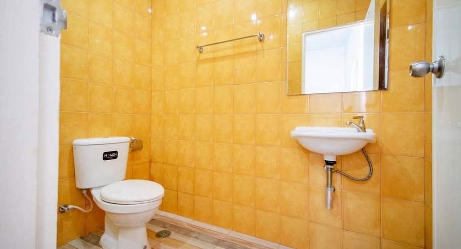 For sale 3 bedrooms townhouse in Hua Hin, Prachuap Khiri Khan